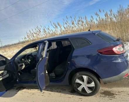 Синий Рено Меган, объемом двигателя 1.5 л и пробегом 260 тыс. км за 6600 $, фото 2 на Automoto.ua