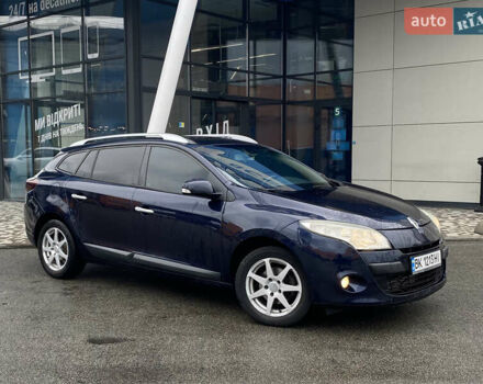 Рено Меган 2011 в Киеве на Automoto.ua Синий Рено Меган, объемом двигателя 1.5 л и пробегом 356 тыс. км за 6700 $, фото 4 на Automoto.ua