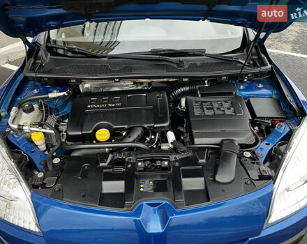Синий Рено Меган, объемом двигателя 1.4 л и пробегом 238 тыс. км за 6999 $, фото 82 на Automoto.ua