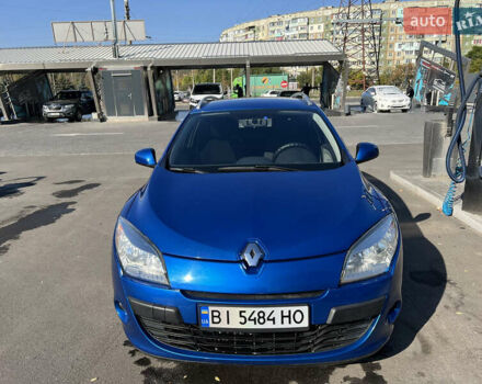 Синий Рено Меган, объемом двигателя 1.6 л и пробегом 218 тыс. км за 6800 $, фото 2 на Automoto.ua