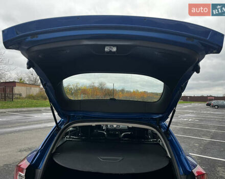 Синий Рено Меган, объемом двигателя 1.4 л и пробегом 238 тыс. км за 6999 $, фото 89 на Automoto.ua