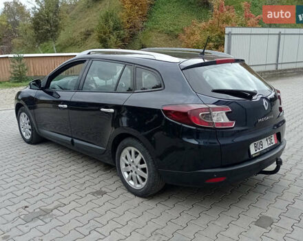 Синий Рено Меган, объемом двигателя 1.5 л и пробегом 247 тыс. км за 6950 $, фото 4 на Automoto.ua