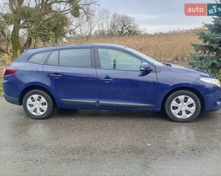 Синий Рено Меган, объемом двигателя 1.46 л и пробегом 250 тыс. км за 5800 $, фото 4 на Automoto.ua