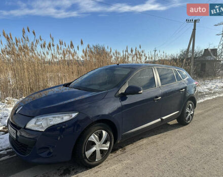 Синий Рено Меган, объемом двигателя 1.46 л и пробегом 320 тыс. км за 6800 $, фото 2 на Automoto.ua