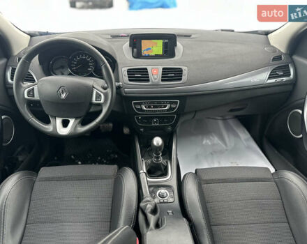 Синій Рено Меган, об'ємом двигуна 1.4 л та пробігом 204 тис. км за 7550 $, фото 18 на Automoto.ua