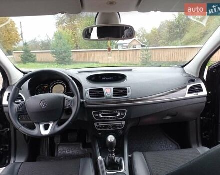 Синий Рено Меган, объемом двигателя 1.5 л и пробегом 247 тыс. км за 6950 $, фото 14 на Automoto.ua