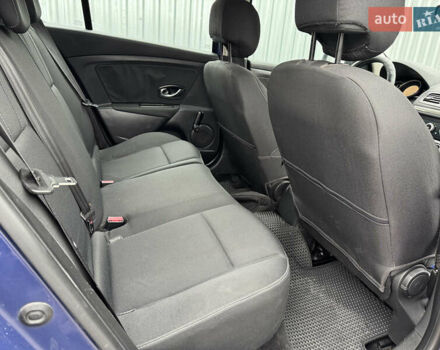 Синий Рено Меган, объемом двигателя 1.46 л и пробегом 275 тыс. км за 6500 $, фото 11 на Automoto.ua