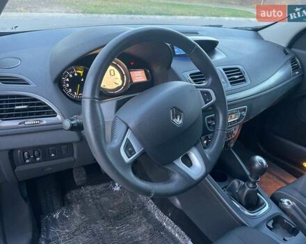 Синій Рено Меган, об'ємом двигуна 1.6 л та пробігом 211 тис. км за 7250 $, фото 28 на Automoto.ua