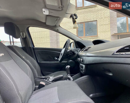 Синий Рено Меган, объемом двигателя 1.5 л и пробегом 277 тыс. км за 5699 $, фото 43 на Automoto.ua