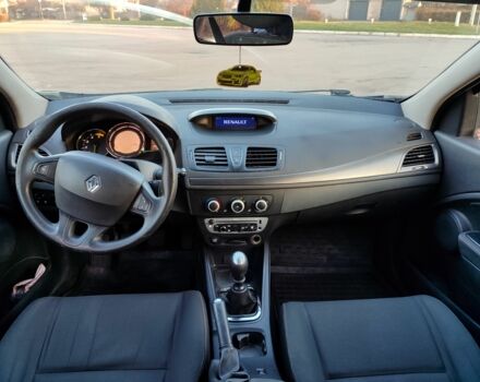 Синій Рено Меган, об'ємом двигуна 1.5 л та пробігом 200 тис. км за 5900 $, фото 9 на Automoto.ua