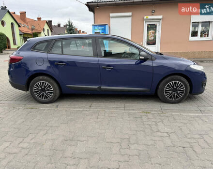Синий Рено Меган, объемом двигателя 1.46 л и пробегом 275 тыс. км за 6500 $, фото 3 на Automoto.ua