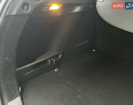 Синий Рено Меган, объемом двигателя 1.4 л и пробегом 238 тыс. км за 6950 $, фото 92 на Automoto.ua