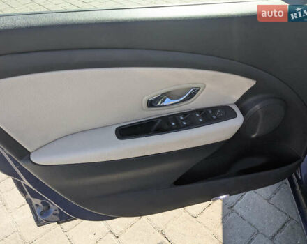 Синий Рено Меган, объемом двигателя 1.6 л и пробегом 280 тыс. км за 7500 $, фото 15 на Automoto.ua