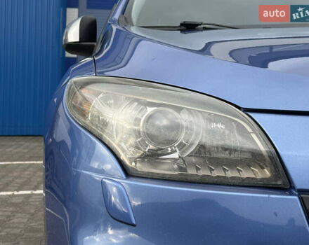 Синий Рено Меган, объемом двигателя 1.6 л и пробегом 338 тыс. км за 6999 $, фото 17 на Automoto.ua