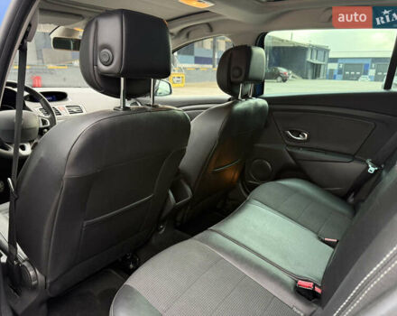 Синий Рено Меган, объемом двигателя 1.6 л и пробегом 338 тыс. км за 6999 $, фото 32 на Automoto.ua