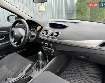 Синий Рено Меган, объемом двигателя 1.46 л и пробегом 275 тыс. км за 6500 $, фото 12 на Automoto.ua