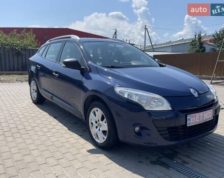 Синий Рено Меган, объемом двигателя 1.6 л и пробегом 232 тыс. км за 6650 $, фото 2 на Automoto.ua