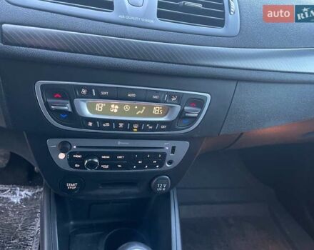 Синій Рено Меган, об'ємом двигуна 1.6 л та пробігом 211 тис. км за 7250 $, фото 30 на Automoto.ua