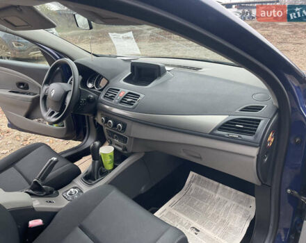 Синий Рено Меган, объемом двигателя 1.6 л и пробегом 175 тыс. км за 7500 $, фото 61 на Automoto.ua