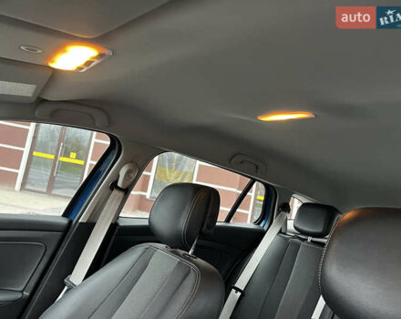 Синій Рено Меган, об'ємом двигуна 1.4 л та пробігом 238 тис. км за 6950 $, фото 56 на Automoto.ua