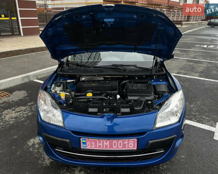 Синий Рено Меган, объемом двигателя 1.4 л и пробегом 238 тыс. км за 6950 $, фото 80 на Automoto.ua