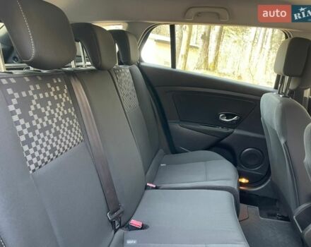 Синий Рено Меган, объемом двигателя 1.46 л и пробегом 281 тыс. км за 6800 $, фото 66 на Automoto.ua