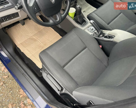 Синий Рено Меган, объемом двигателя 1.6 л и пробегом 175 тыс. км за 7500 $, фото 36 на Automoto.ua