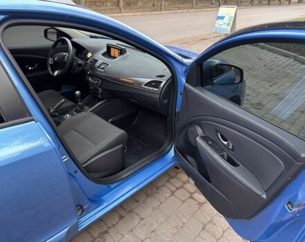 Синий Рено Меган, объемом двигателя 1.5 л и пробегом 216 тыс. км за 8250 $, фото 9 на Automoto.ua