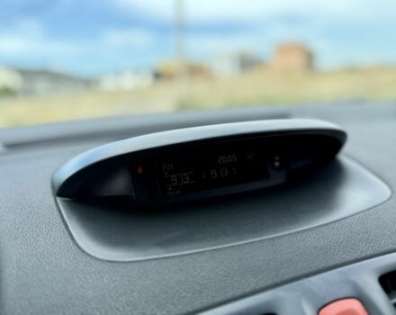 Синий Рено Меган, объемом двигателя 1.9 л и пробегом 210 тыс. км за 4200 $, фото 15 на Automoto.ua