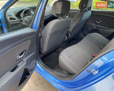 Синий Рено Меган, объемом двигателя 1.5 л и пробегом 284 тыс. км за 8300 $, фото 12 на Automoto.ua