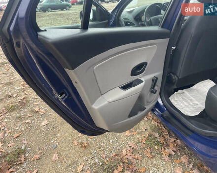 Синий Рено Меган, объемом двигателя 1.6 л и пробегом 175 тыс. км за 7500 $, фото 51 на Automoto.ua