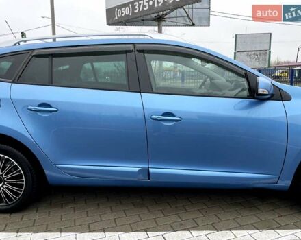 Синій Рено Меган, об'ємом двигуна 1.6 л та пробігом 222 тис. км за 8500 $, фото 6 на Automoto.ua