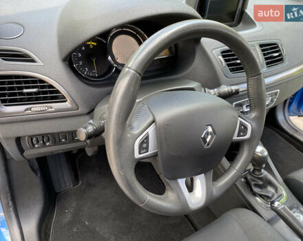 Синий Рено Меган, объемом двигателя 1.5 л и пробегом 284 тыс. км за 8300 $, фото 17 на Automoto.ua