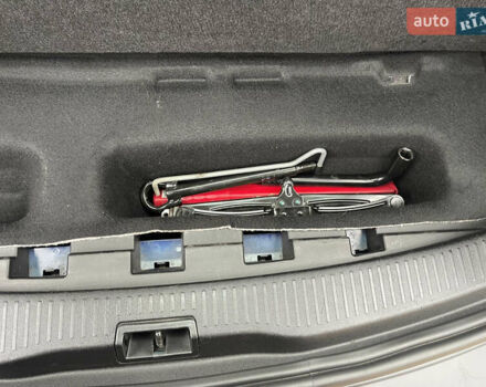 Синий Рено Меган, объемом двигателя 1.6 л и пробегом 175 тыс. км за 7500 $, фото 54 на Automoto.ua