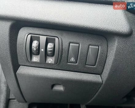 Синій Рено Меган, об'ємом двигуна 1.4 л та пробігом 238 тис. км за 6950 $, фото 46 на Automoto.ua