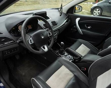 Синий Рено Меган, объемом двигателя 1.5 л и пробегом 233 тыс. км за 8199 $, фото 89 на Automoto.ua