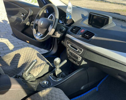 Синій Рено Меган, об'ємом двигуна 1.4 л та пробігом 209 тис. км за 6800 $, фото 13 на Automoto.ua