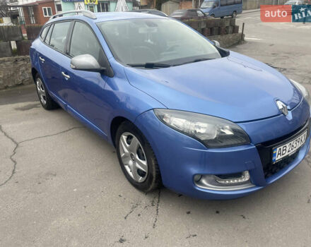 Синий Рено Меган, объемом двигателя 1.46 л и пробегом 295 тыс. км за 8988 $, фото 2 на Automoto.ua