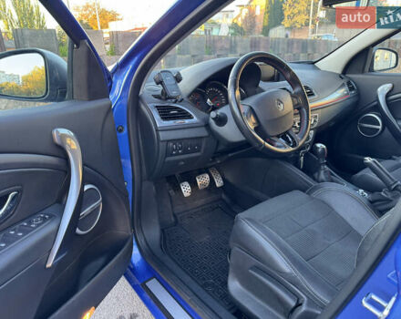 Синий Рено Меган, объемом двигателя 1.46 л и пробегом 295 тыс. км за 8988 $, фото 23 на Automoto.ua