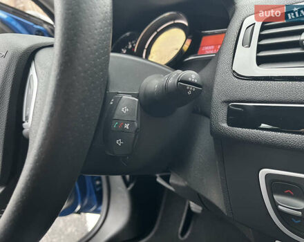 Синий Рено Меган, объемом двигателя 1.4 л и пробегом 238 тыс. км за 6950 $, фото 47 на Automoto.ua