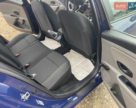 Синий Рено Меган, объемом двигателя 1.6 л и пробегом 175 тыс. км за 7500 $, фото 59 на Automoto.ua