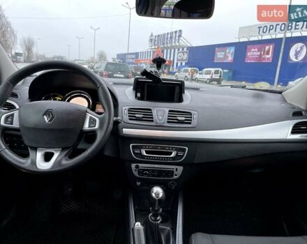 Синій Рено Меган, об'ємом двигуна 1.6 л та пробігом 222 тис. км за 8500 $, фото 13 на Automoto.ua