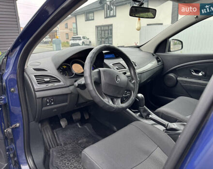 Синий Рено Меган, объемом двигателя 1.46 л и пробегом 275 тыс. км за 6500 $, фото 9 на Automoto.ua