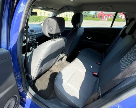 Синий Рено Меган, объемом двигателя 1.5 л и пробегом 200 тыс. км за 6950 $, фото 4 на Automoto.ua