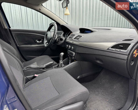 Синий Рено Меган, объемом двигателя 1.46 л и пробегом 275 тыс. км за 6500 $, фото 13 на Automoto.ua