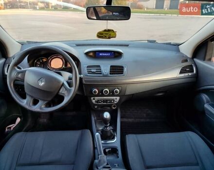 Синий Рено Меган, объемом двигателя 1.46 л и пробегом 200 тыс. км за 5900 $, фото 10 на Automoto.ua