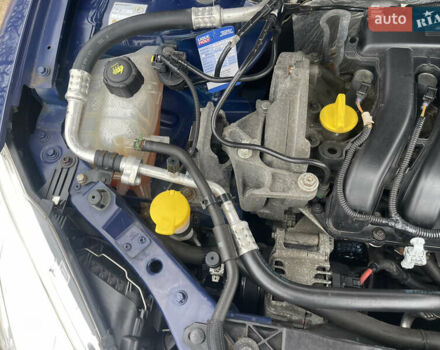 Синий Рено Меган, объемом двигателя 1.6 л и пробегом 175 тыс. км за 7500 $, фото 69 на Automoto.ua