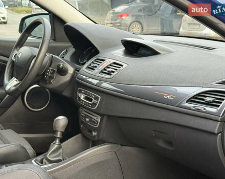 Синий Рено Меган, объемом двигателя 1.6 л и пробегом 338 тыс. км за 6999 $, фото 43 на Automoto.ua