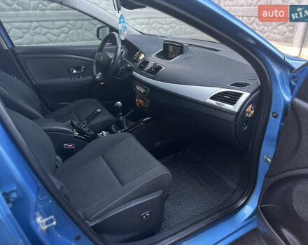 Синий Рено Меган, объемом двигателя 1.5 л и пробегом 257 тыс. км за 8600 $, фото 11 на Automoto.ua