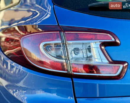 Синий Рено Меган, объемом двигателя 1.5 л и пробегом 228 тыс. км за 10490 $, фото 16 на Automoto.ua